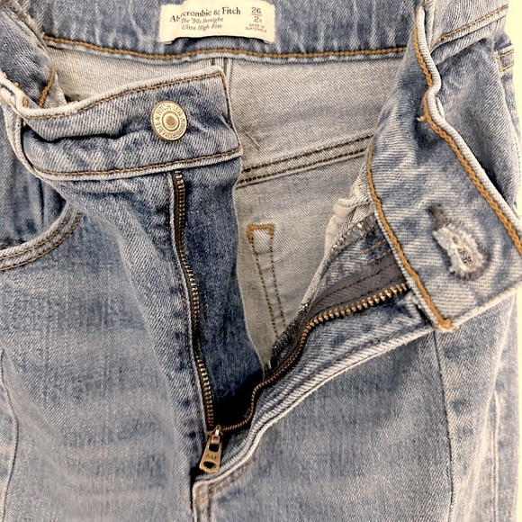 ✨RARE✨ Abercrombie | 90s Straight Ultra High Rise - Picture 3 of 9